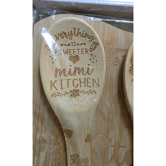 Cocomong Mimi's Kitchen Wooden Cutting Board With Utensils Gift Set New - Picture 4 of 6